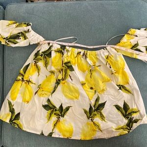 Off shoulder lemon crop top